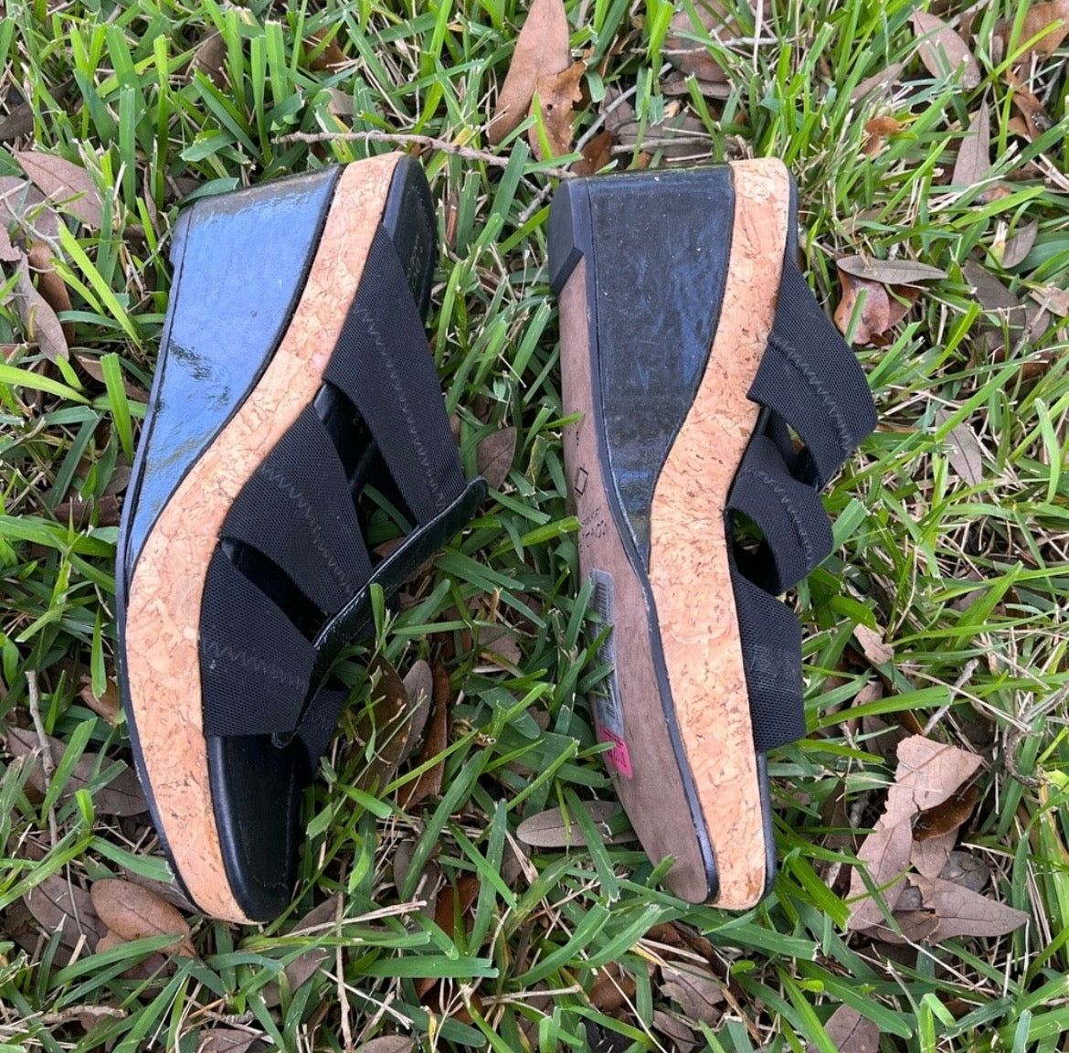 Donald Pliner Wedges