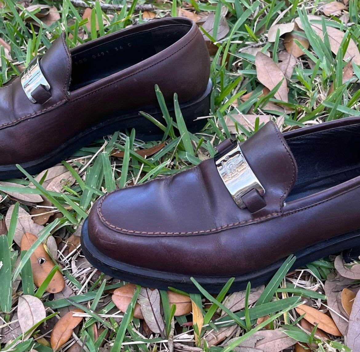 Gucci CC Leather Loafers
