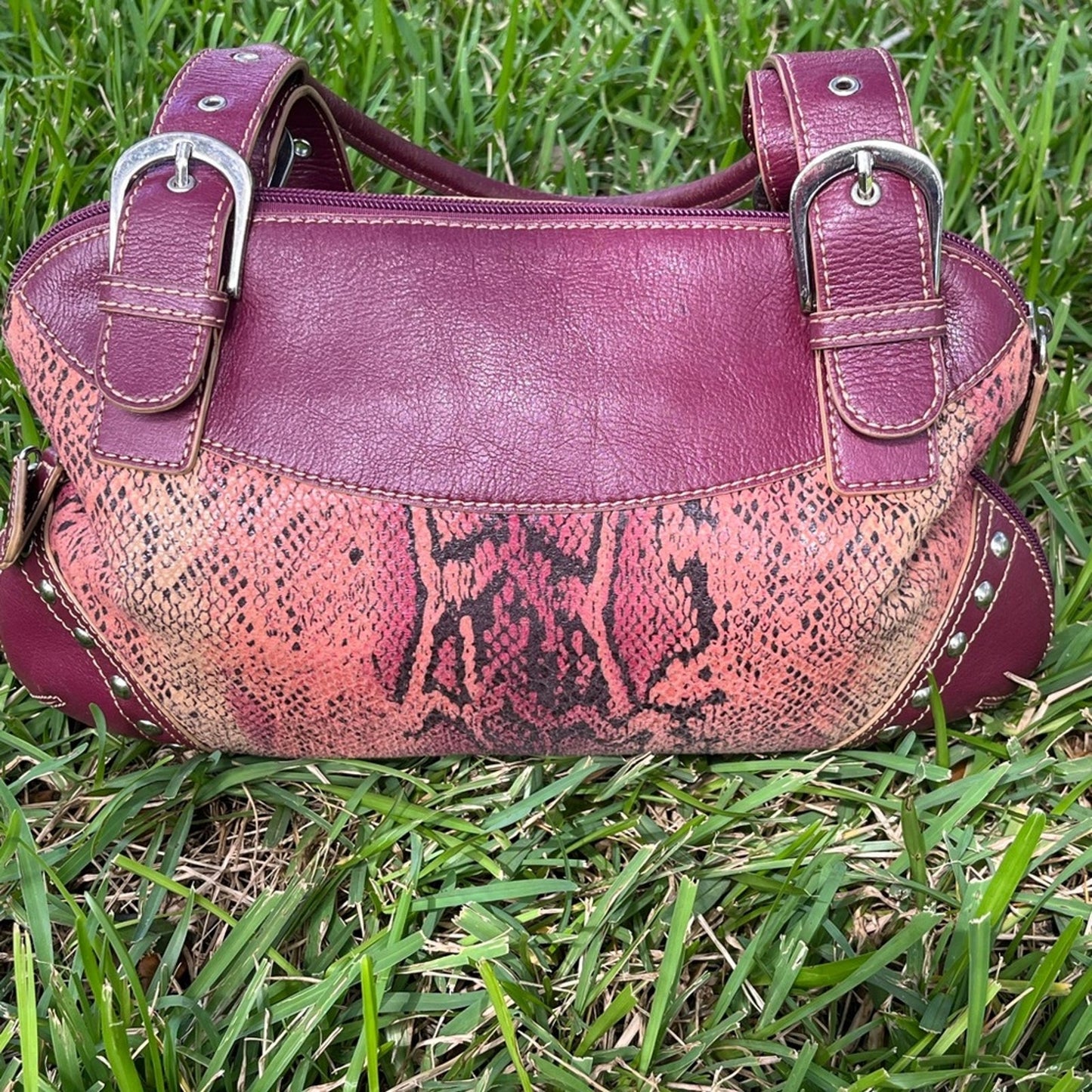 Vintage Sharif Purse with Bottom Zipper to Expand