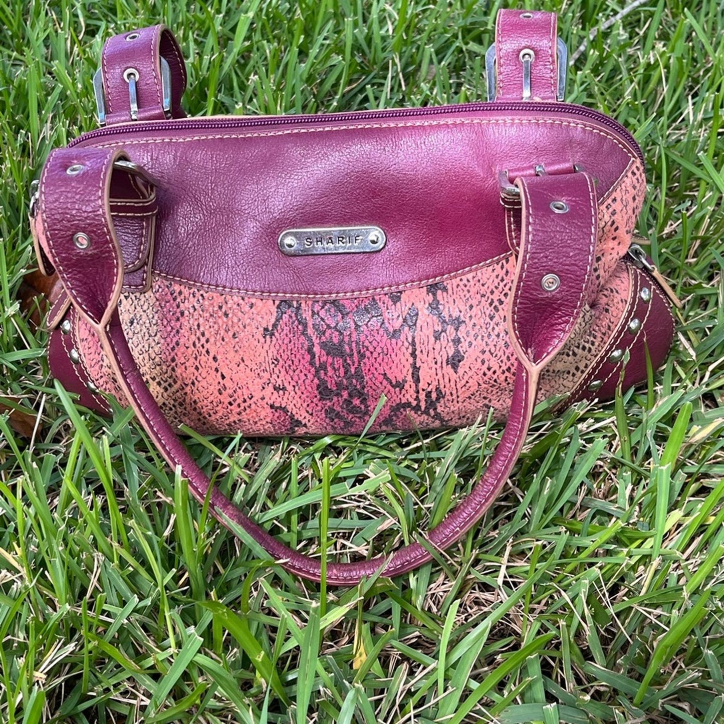 Vintage Sharif Purse with Bottom Zipper to Expand
