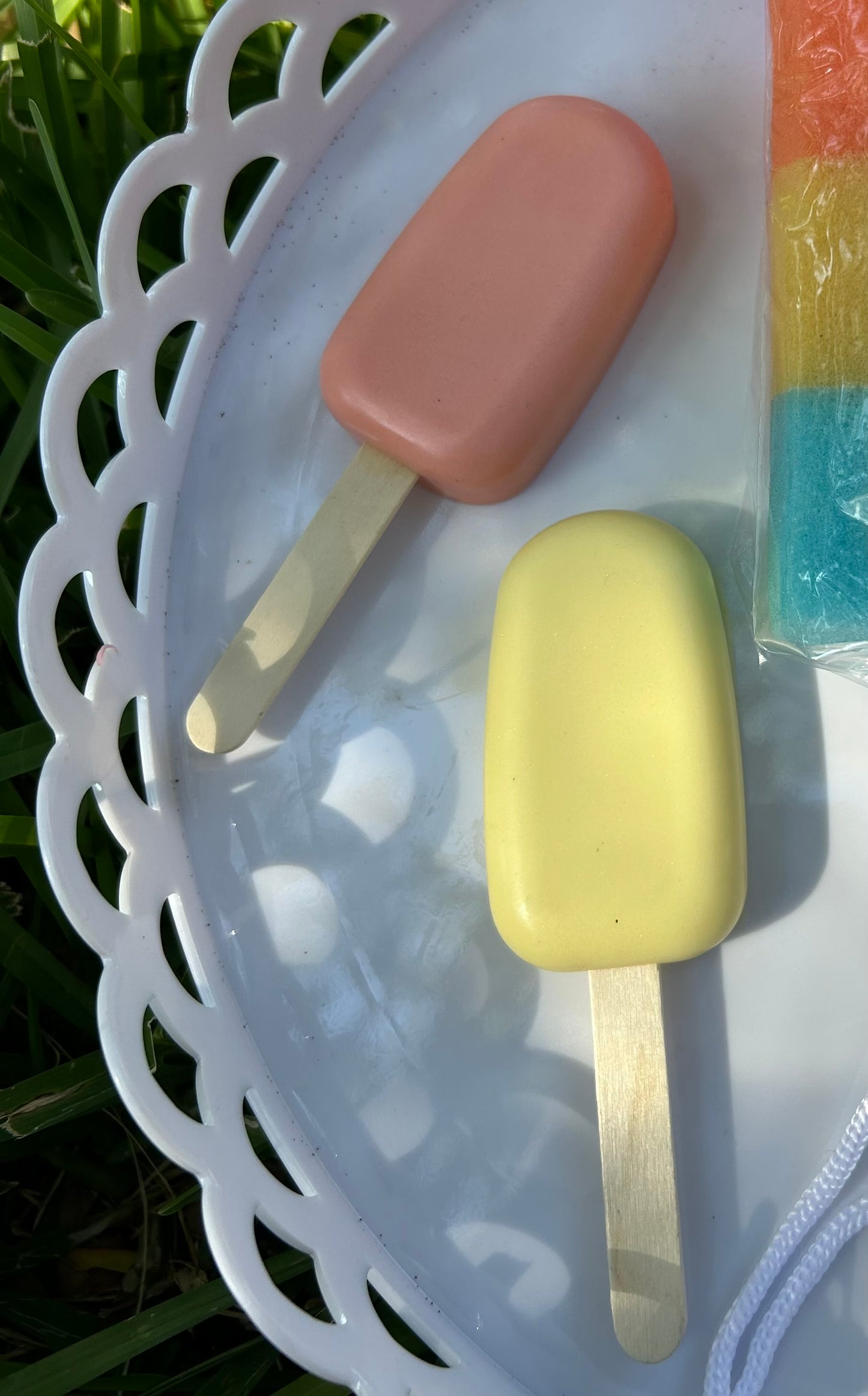 4 Popsicle Goat’s Milk Soap and Loofah