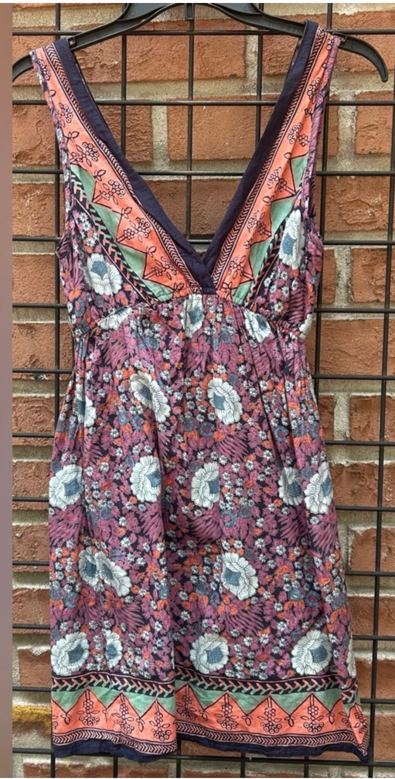 Angie V-Neck Sleeveless Dress