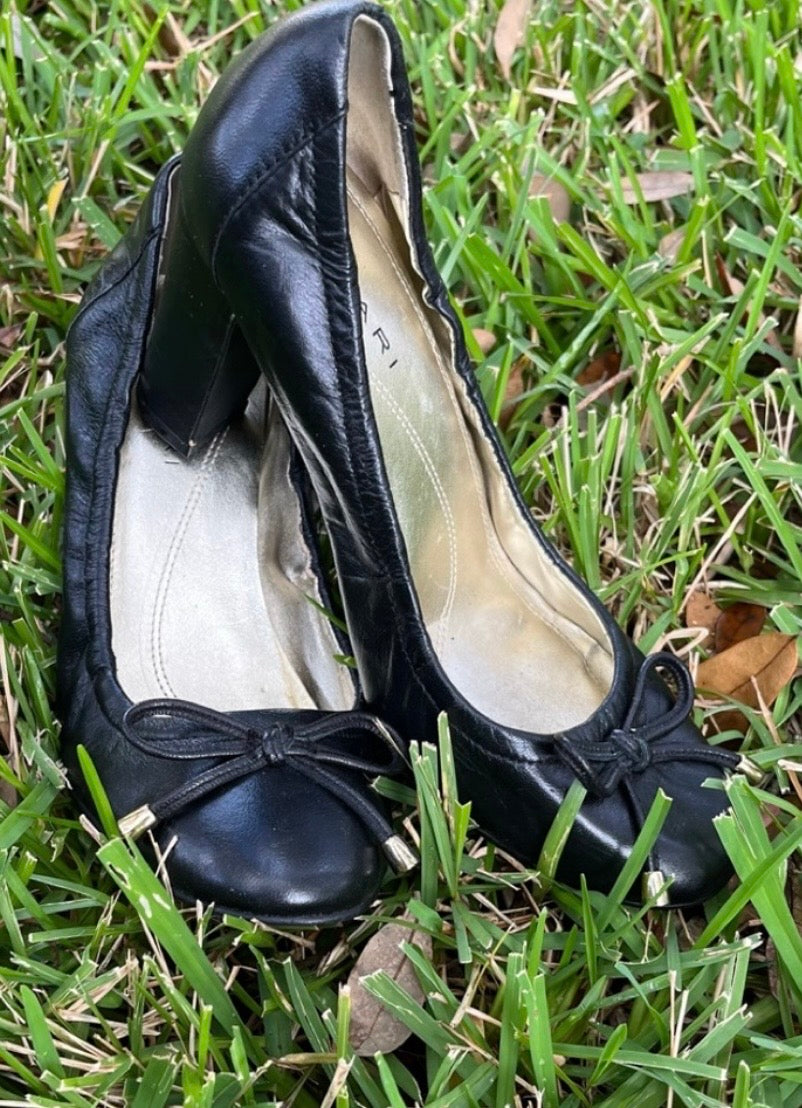 Tahari Heels