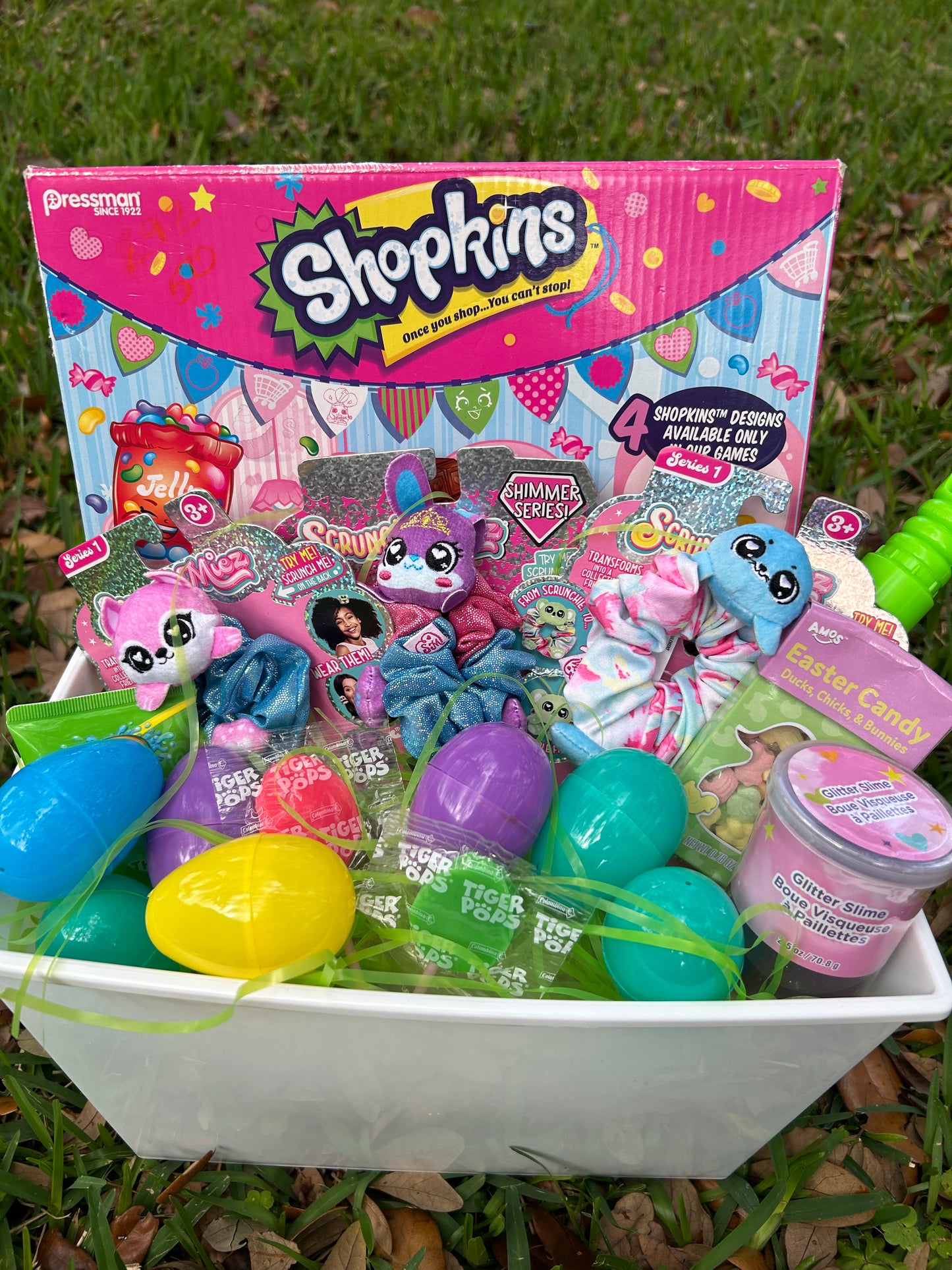 Shopkins Easter Basket Includes Egg Dying Kit