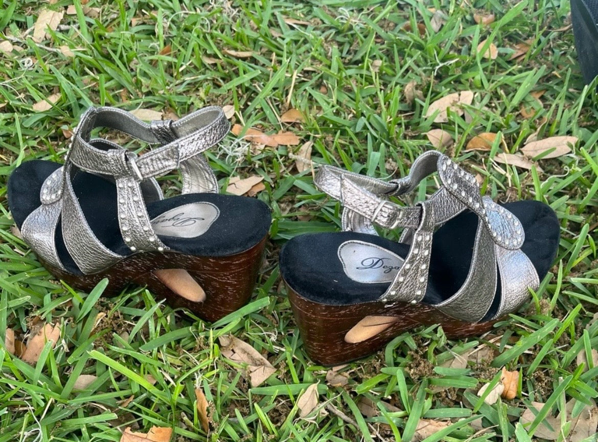 Dezario Pewter Studded Wedges