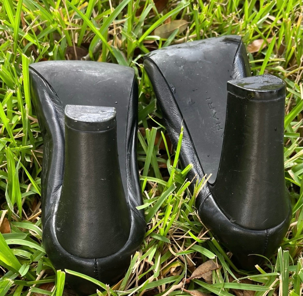 Tahari Heels