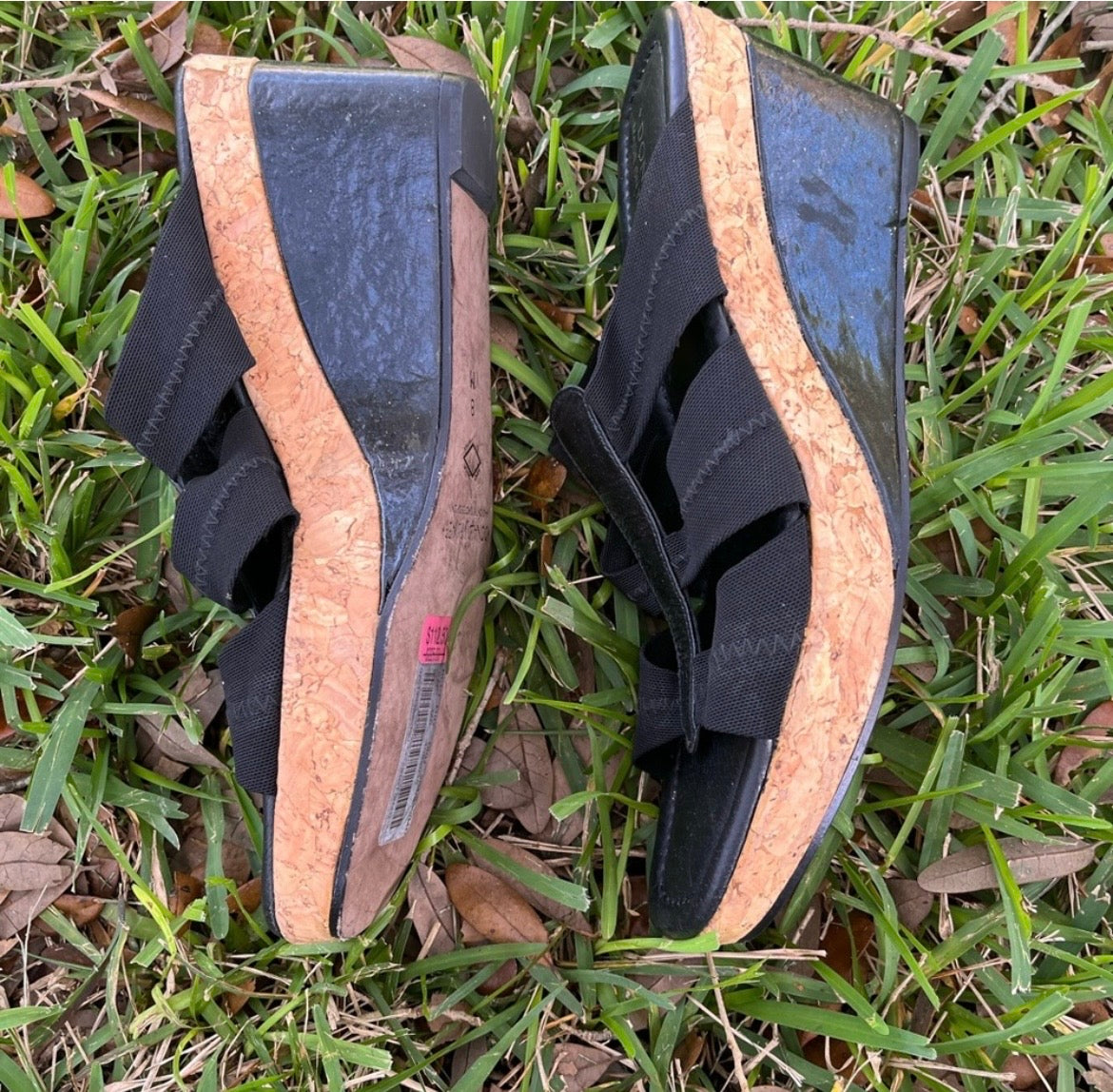 Donald Pliner Wedges