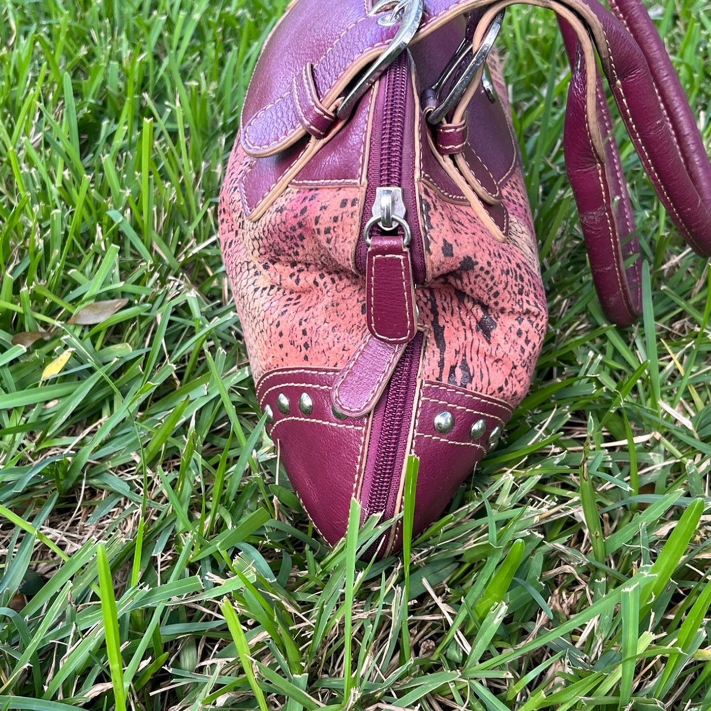 Vintage Sharif Purse with Bottom Zipper to Expand
